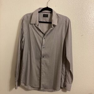 Men's Gray Button-Up Shirt
